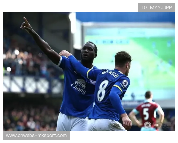 劳尔-希门尼斯点球11罚全中，追平亚亚-图雷英超纪录